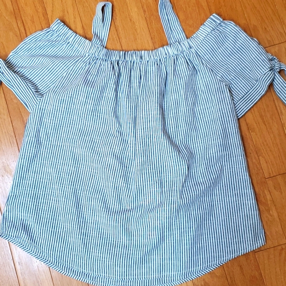 Sienna Sky Off-Shoulder Blouse